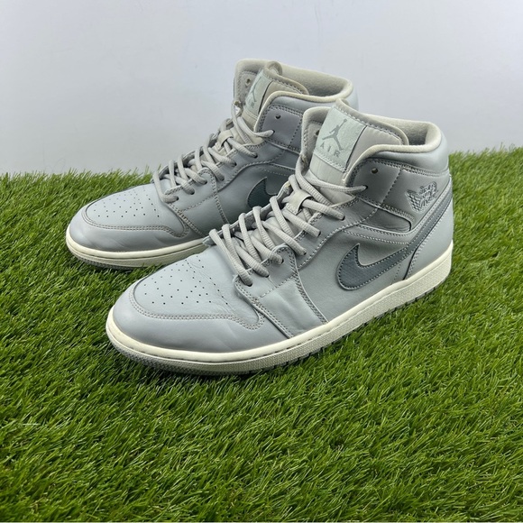 Size 10.5 Jordan 1 Sneakers Men's Retro Mid Wolf Grey Cool Grey Shoes Rare - Picture 3 of 12